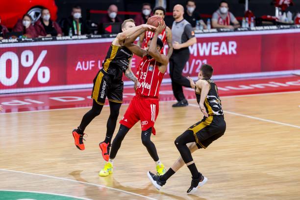 公子初次相 公子初次相