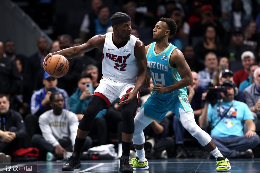 质疑他是否 质疑他是否