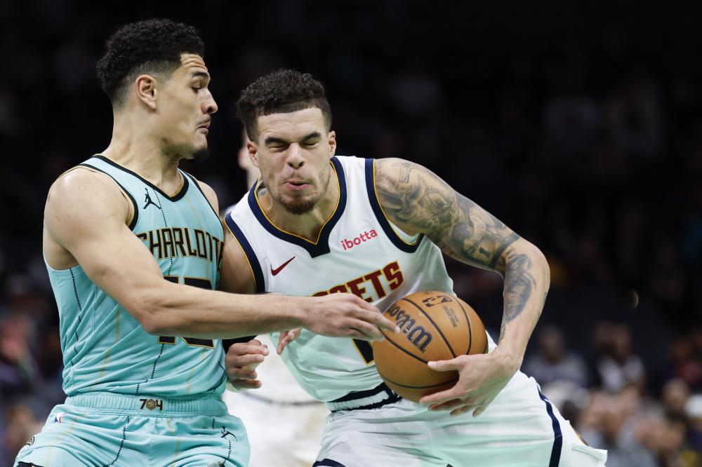 斯的表现在 斯的表现在